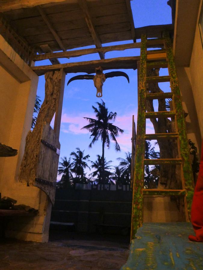 Gipsy Backpackers Albergue Gili Trawangan Exterior foto